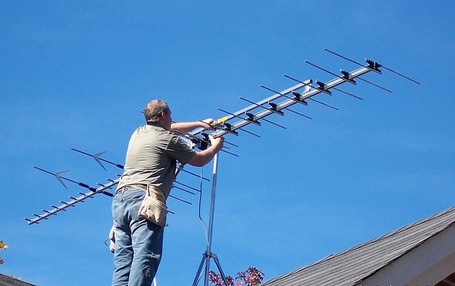 Digital TV antenna installers in Peabody area